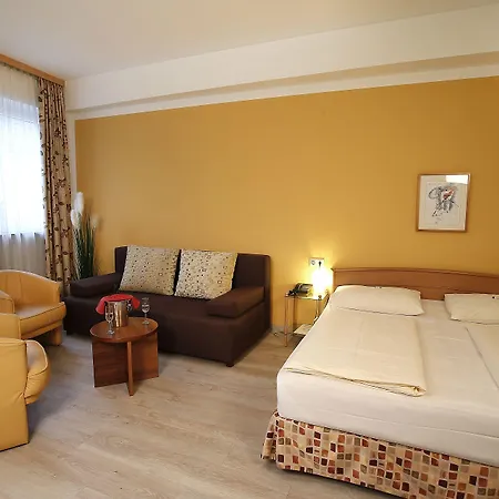 Hotel Feichtinger Graz-3