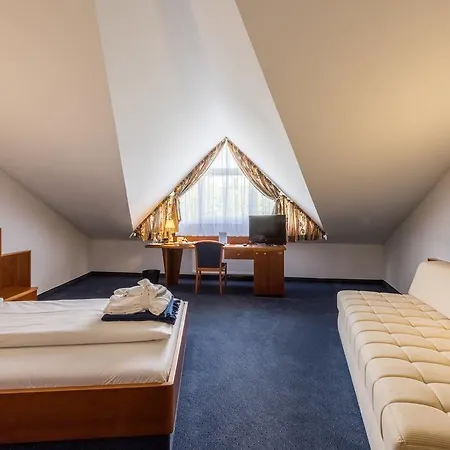 Hotel Paradies-3